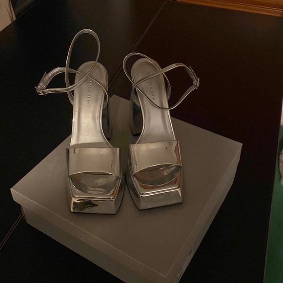 Charles & Keith Shoes - Charles and Keith chunky platform shoes